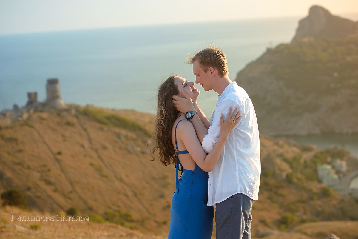 Фотосессия в Балаклаве и Севастополе на закате у моря