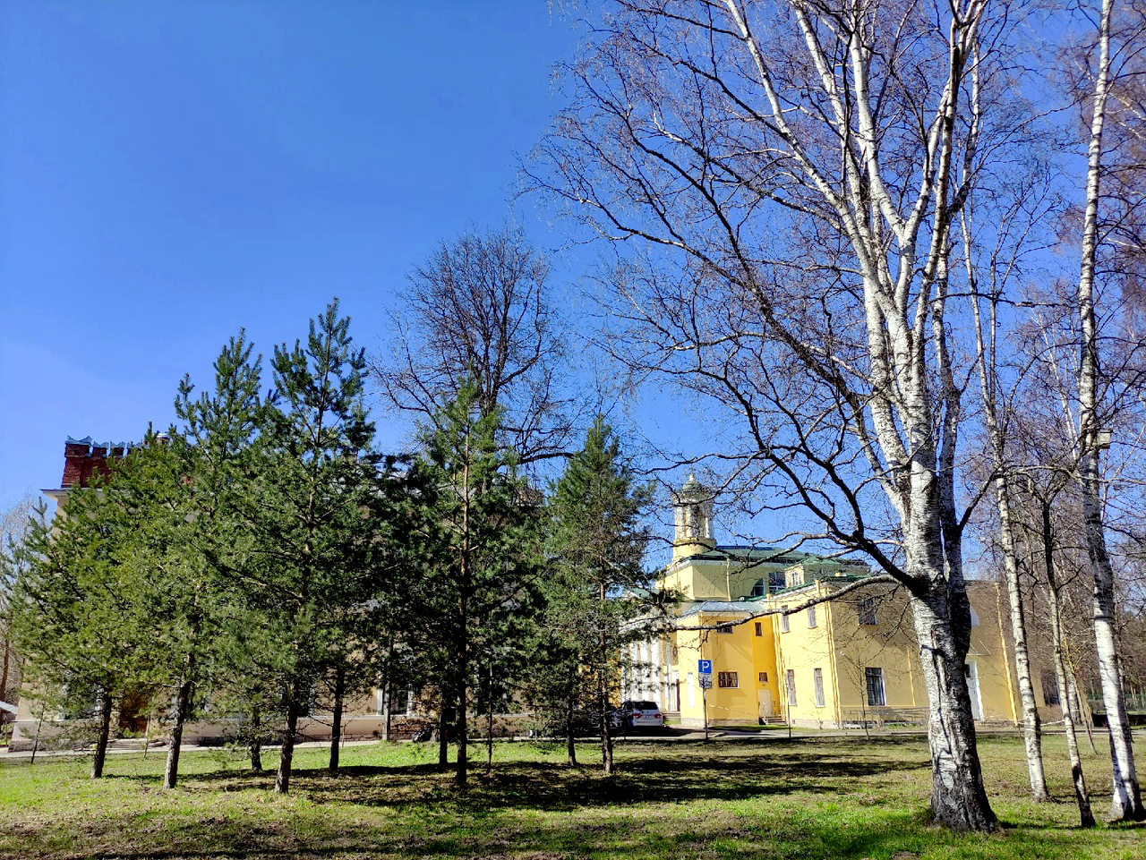 Экскурсия «Садовая улица города Павловска» (30.04.2022) Автор: Евгения Лебедева