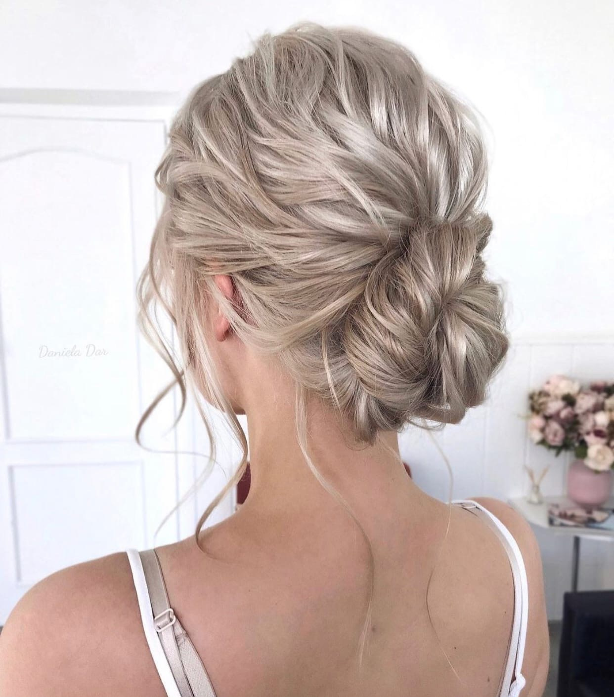 Базовый курс по прическам. Свадебный стилист по прическам и макияжу в Ростове-на-Дону Даниэла Дар