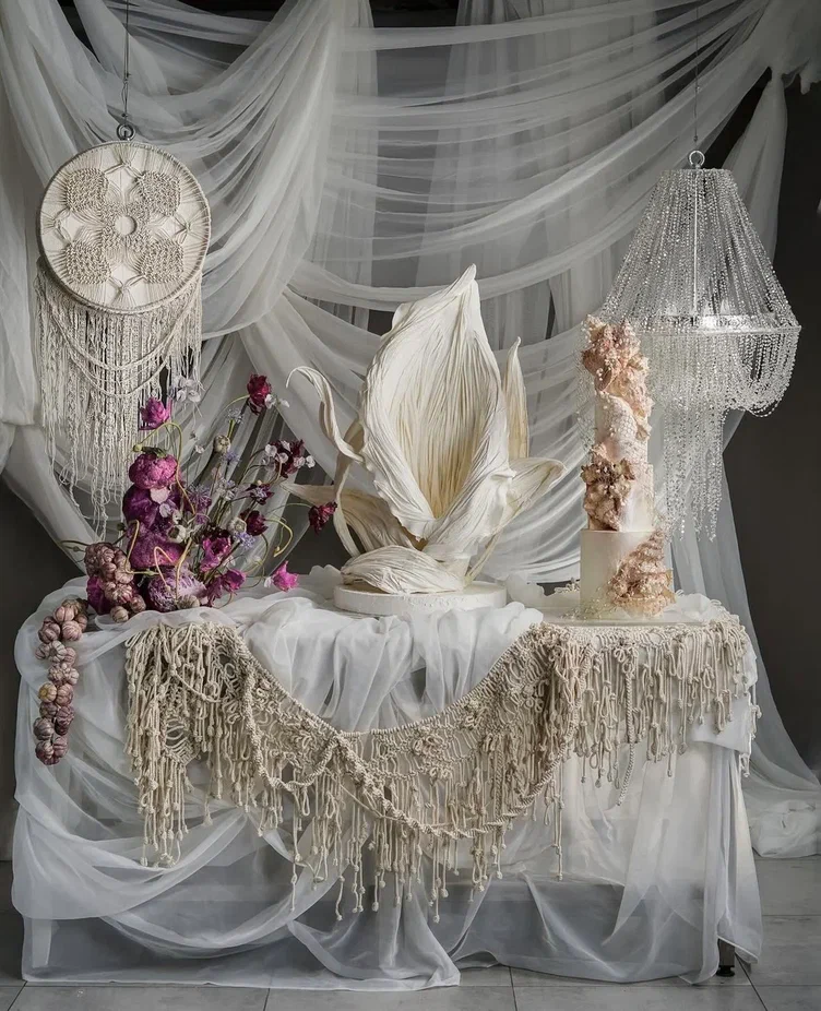 Аренда. Авторское творчество: создание светильников, панно, гобеленов ручной работы