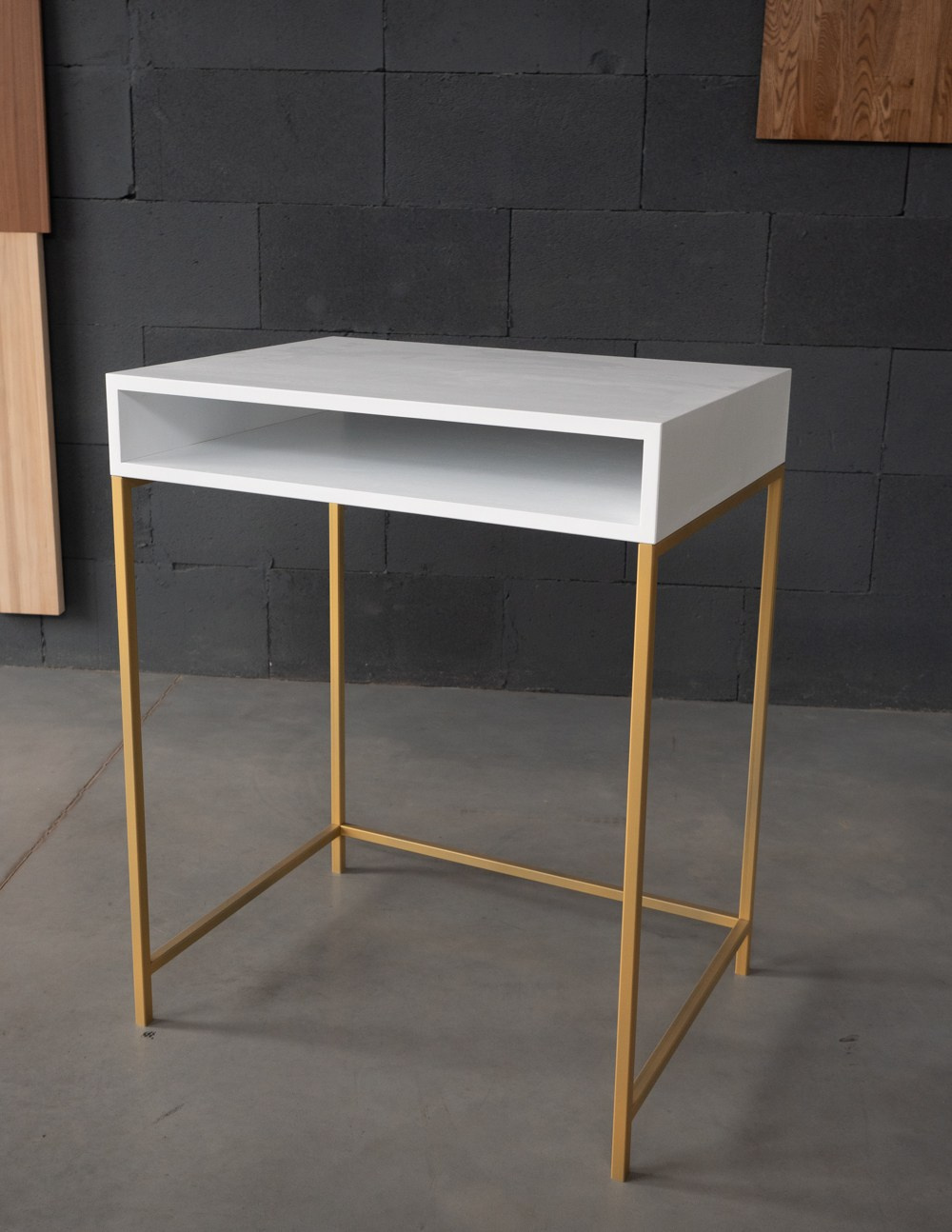 Стеллажи и консоли. Klauzevits Workshop