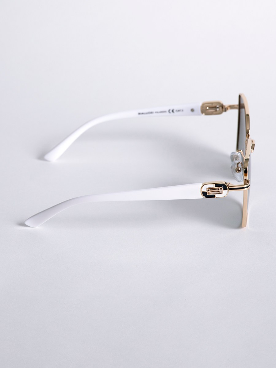 Съемка солнцезащитных очков. Фотограф в Санкт-Петербурге