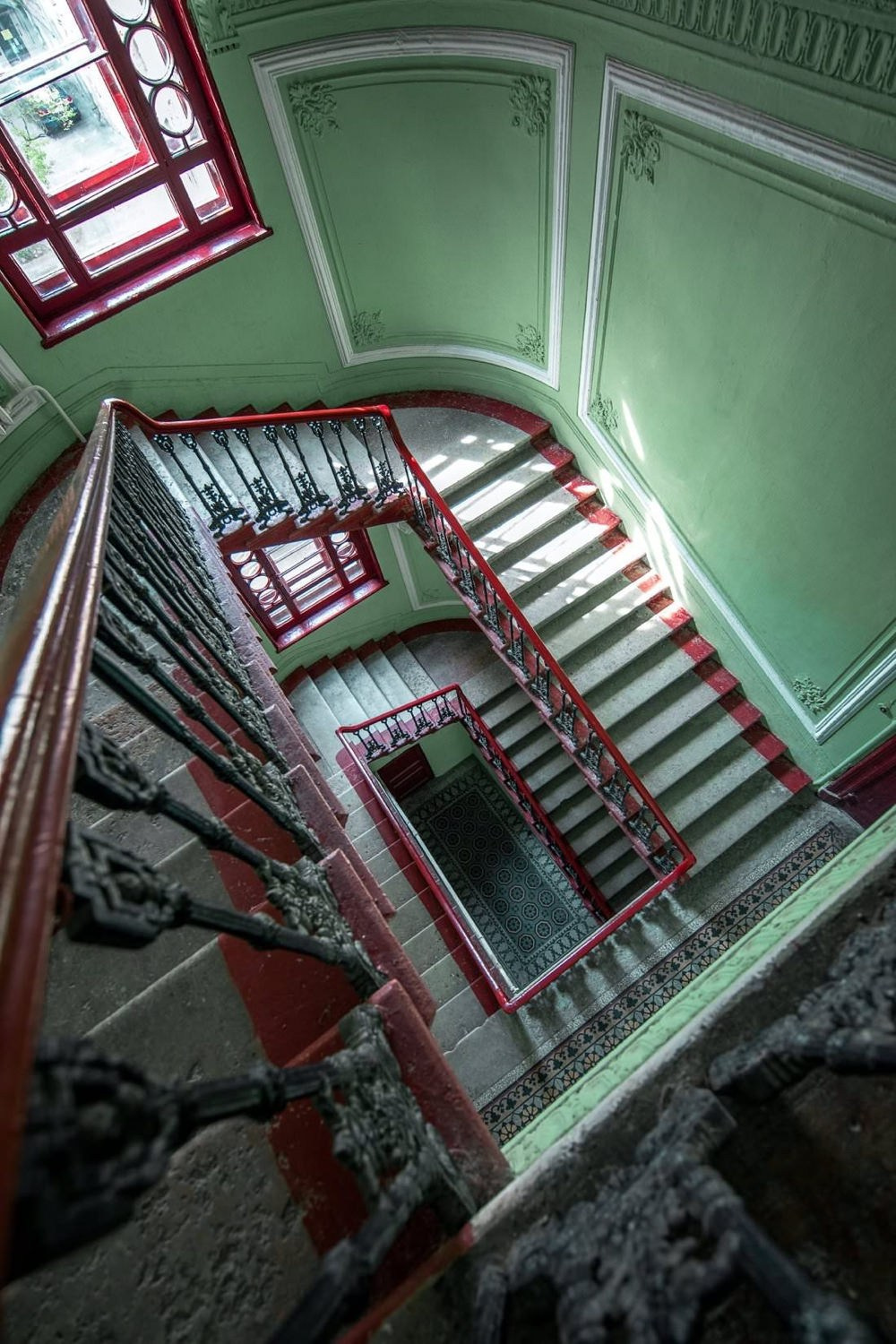 World of Staircases — personal project of photographer Vadim Sherbakov. Vadim Sherbakov Portfolio