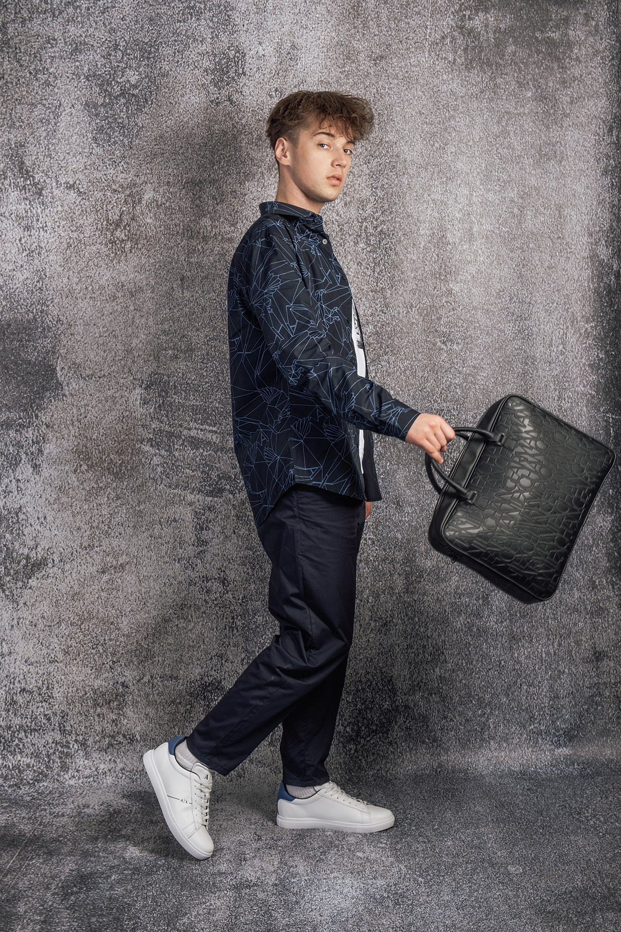 Предметная съёмка для маркетплейсов в Симферополе. Предметный фотограф в Симферополе Антон Катунин