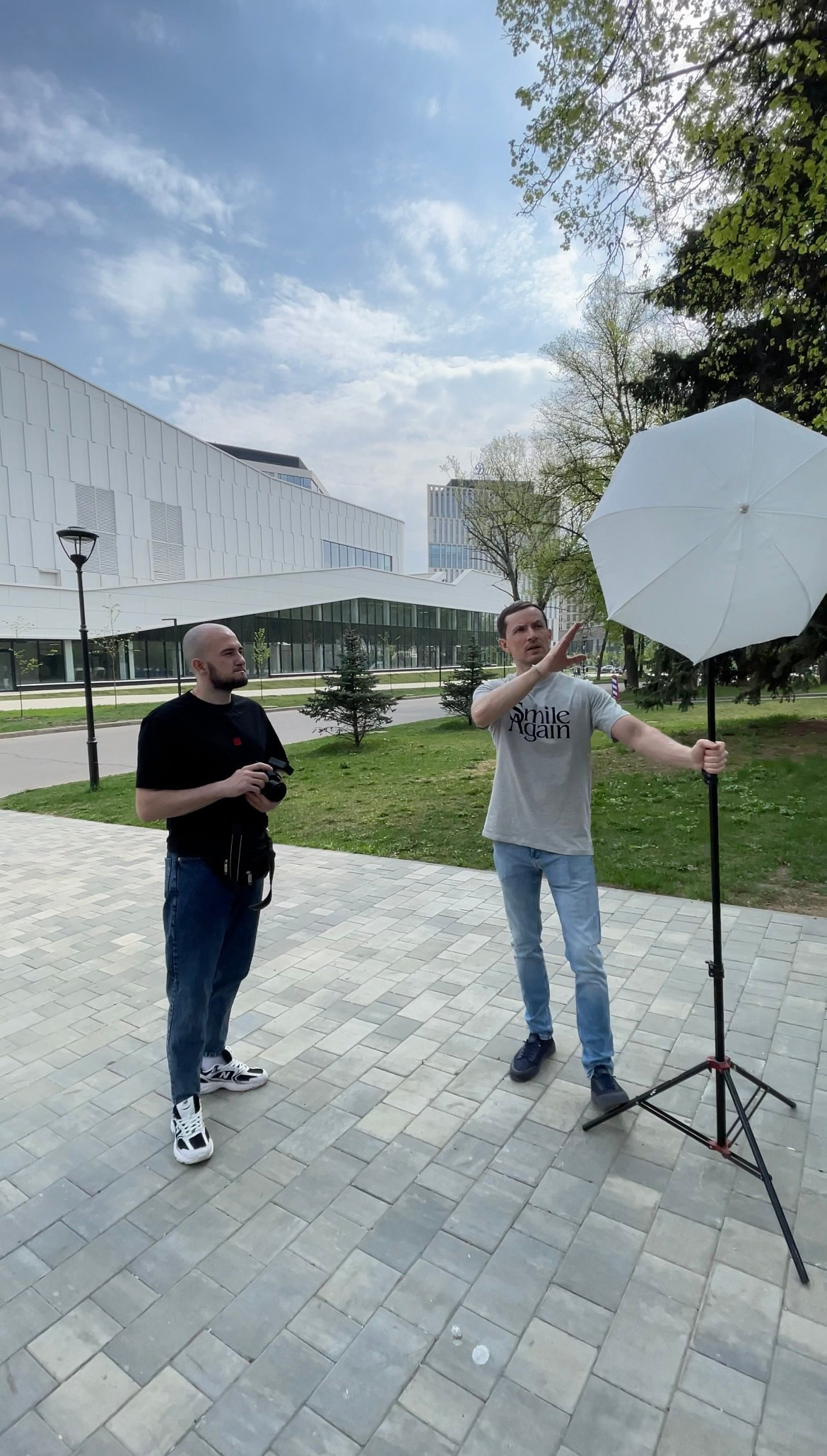 Индивидуальный Урок по фото с искуственным светом. Компания и фотошкола по созданию контента в Москве