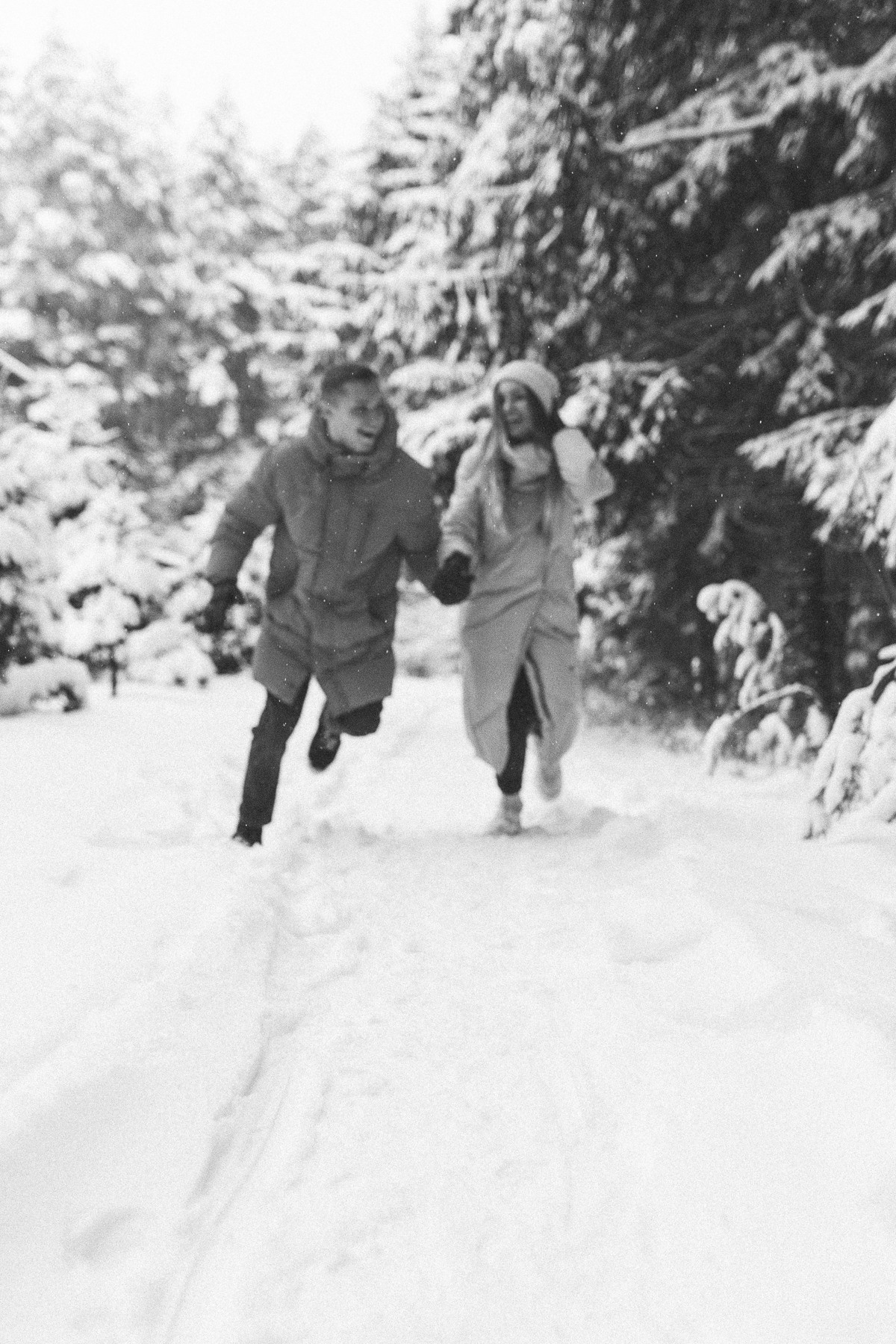 Lovestory в снежном лесу под минском. Алёна Берёзка фотограф Минск