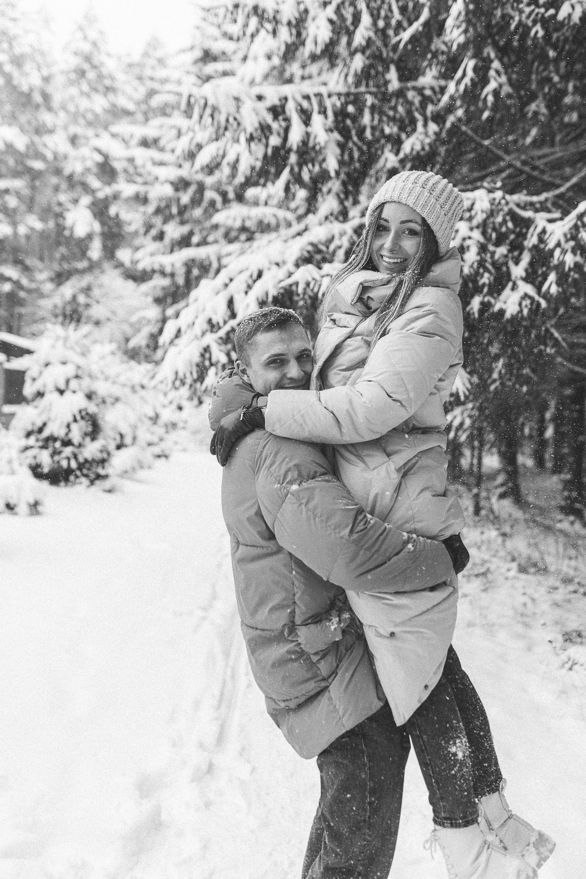 Lovestory в снежном лесу под минском. Алёна Берёзка фотограф Минск