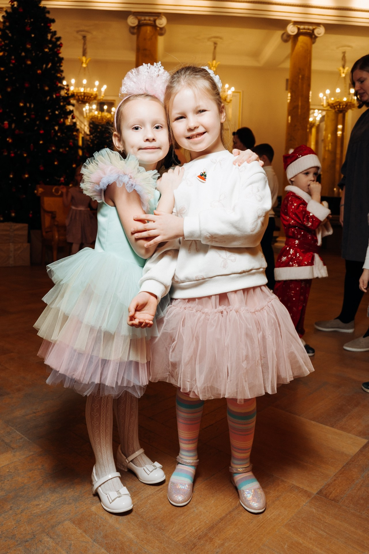 Дети | Новогодняя елка. Репортажный фотограф Санкт-Петербург