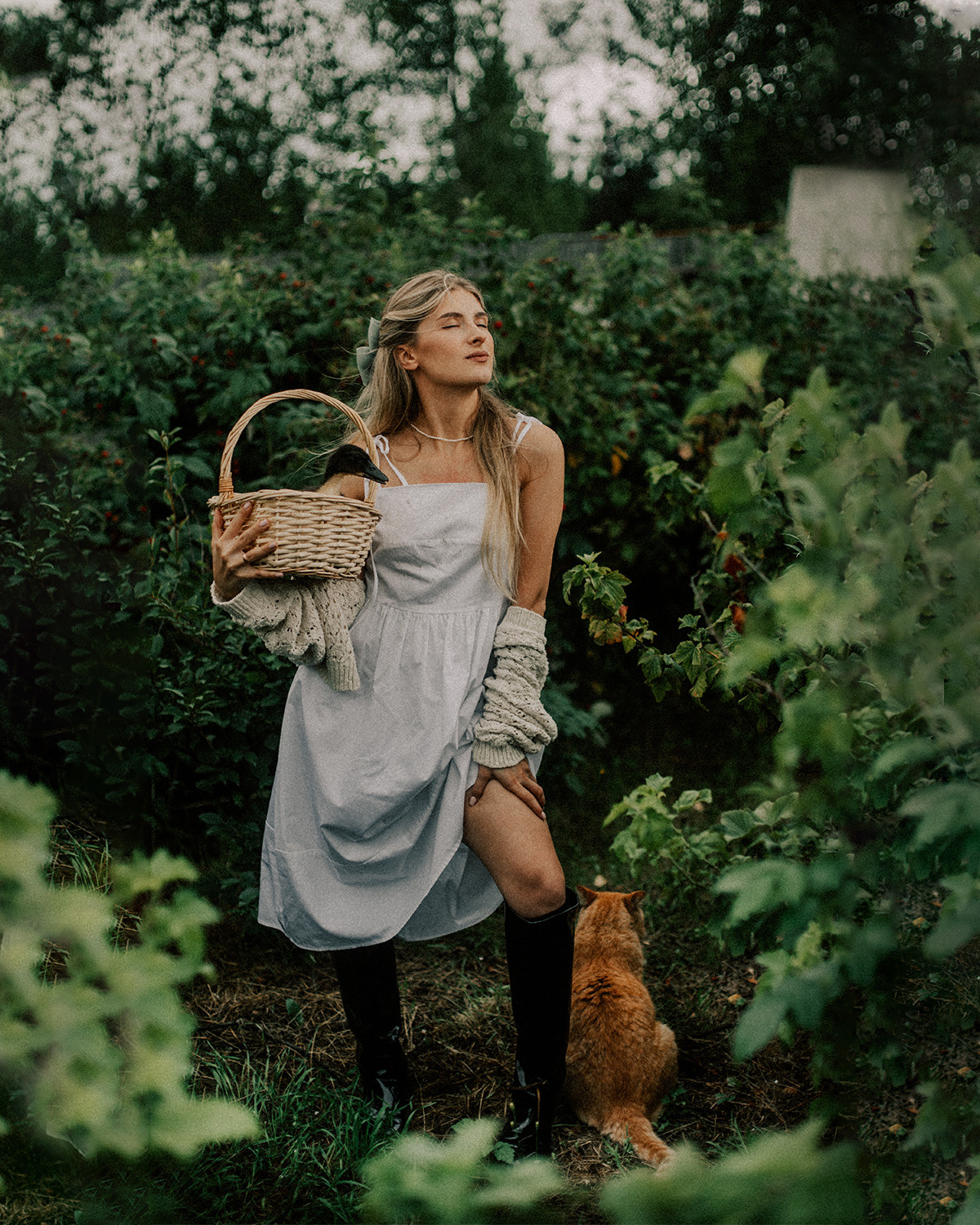 Юля в деревне. ФОТОГРАФ Екатеринбург Москва Анастасия Замесина