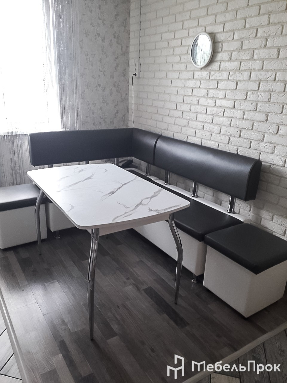 Обеденные столы и барные стойки. Главная