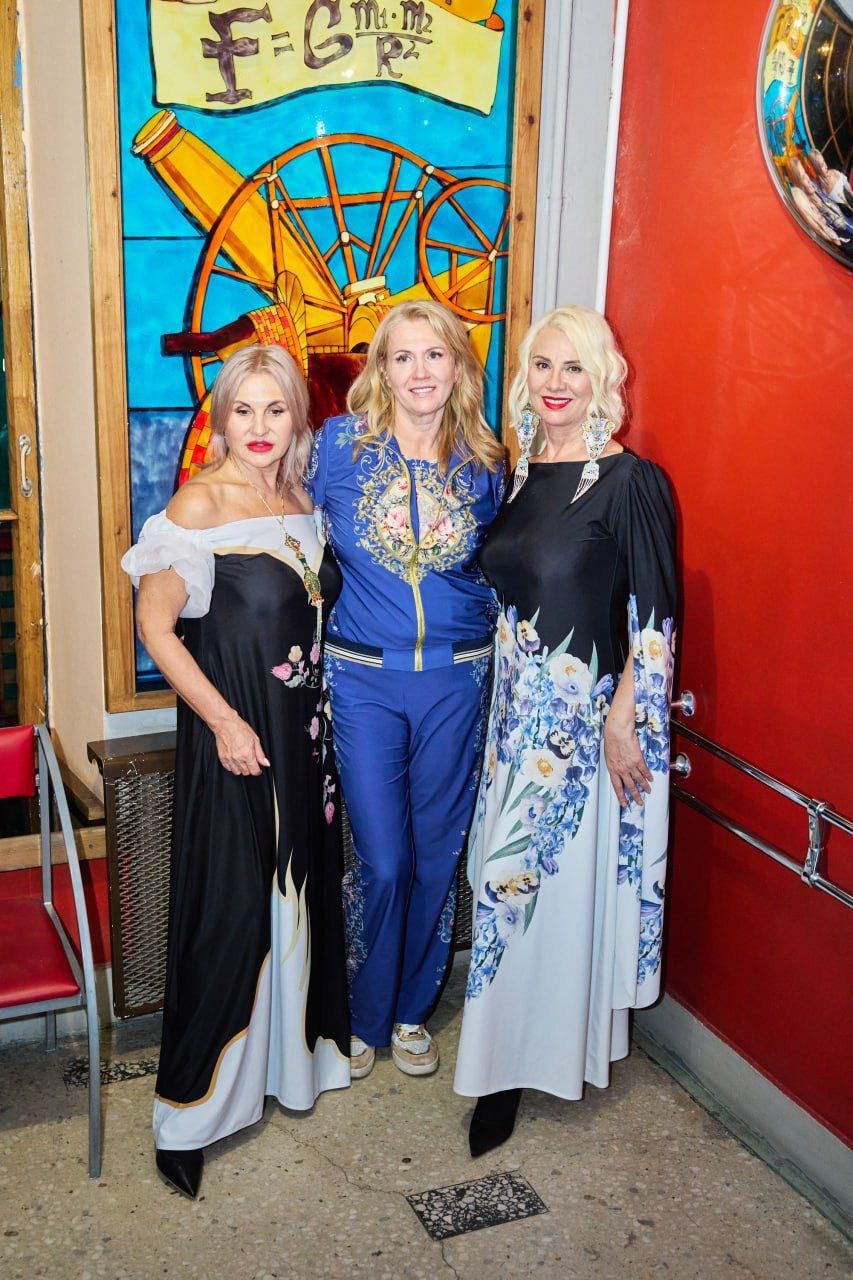 ПОКАЗЫ. Подиумная школа Эльвиры Баско