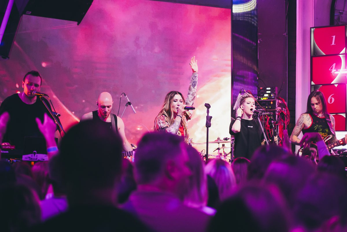 Концерт LINDA в РУКИ ВВЕРХ БАР в Ростове-на-Дону