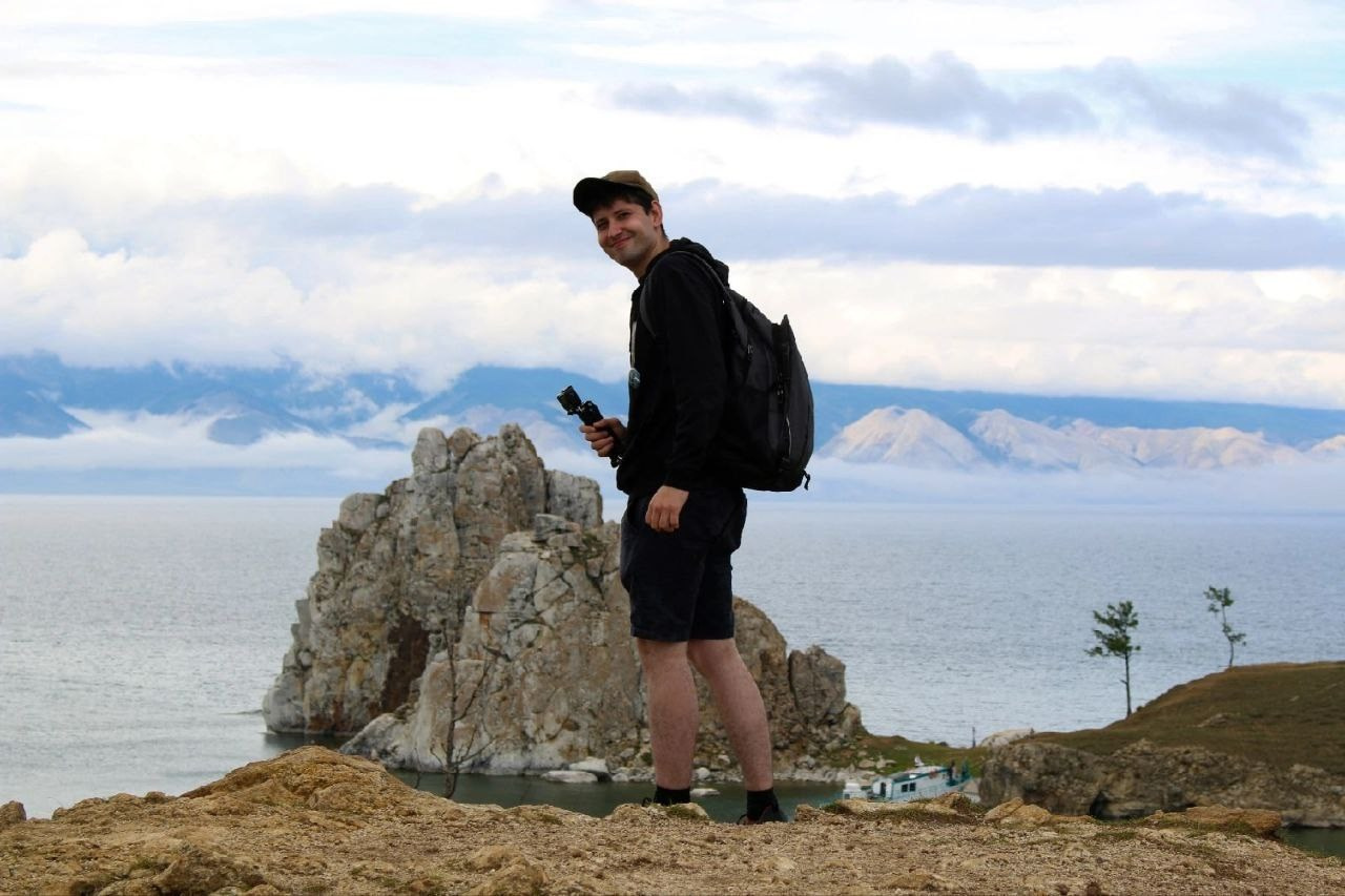 Вокруг Байкала. Писатель-фантаст Сергей Рыжков