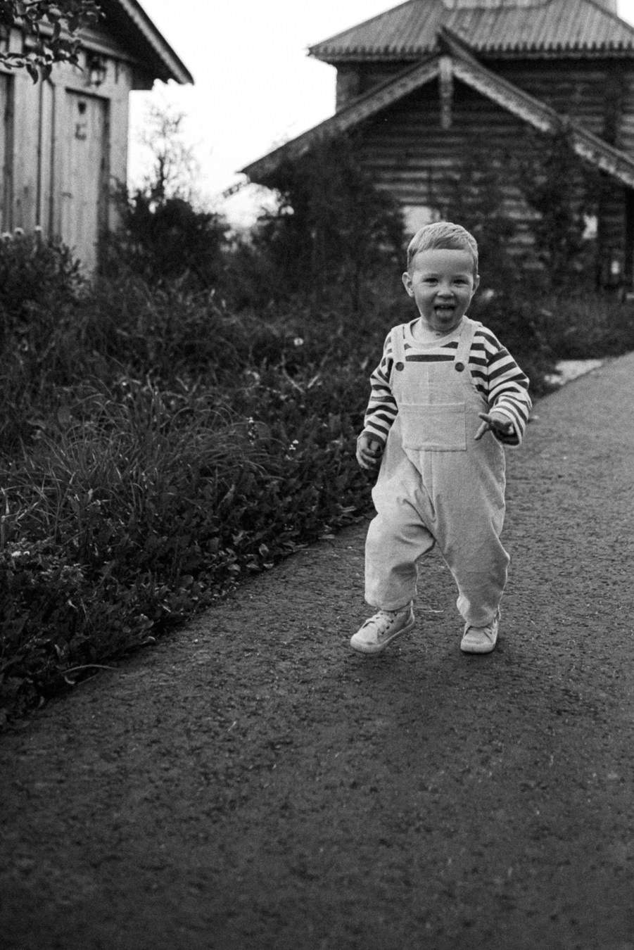 Саша, Настя, Арсений | на природе