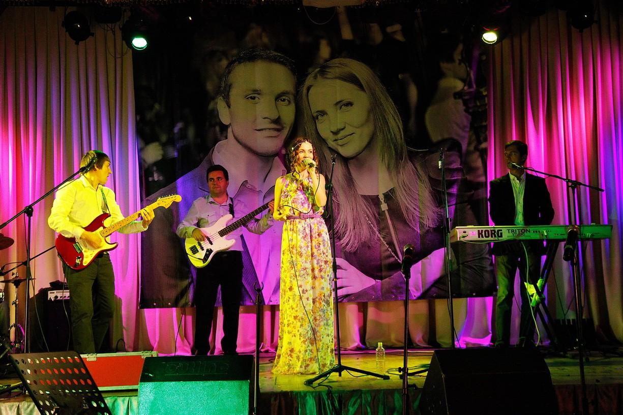 Денис и Галина. Фотограф на Венчание и Крещение, семейный фотограф в Москве и области