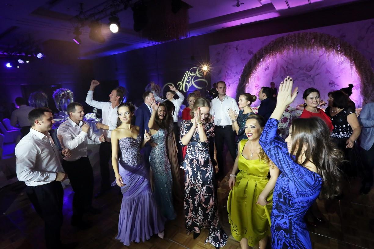 Лиза и Андрей. Фотограф на Венчание и Крещение, семейный фотограф в Москве и области