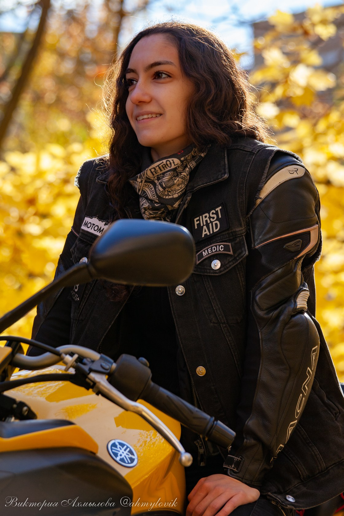 Алина Вартанова (Yamaha Diversion F 600). Виктория Ахмылова. Фотограф в Москве