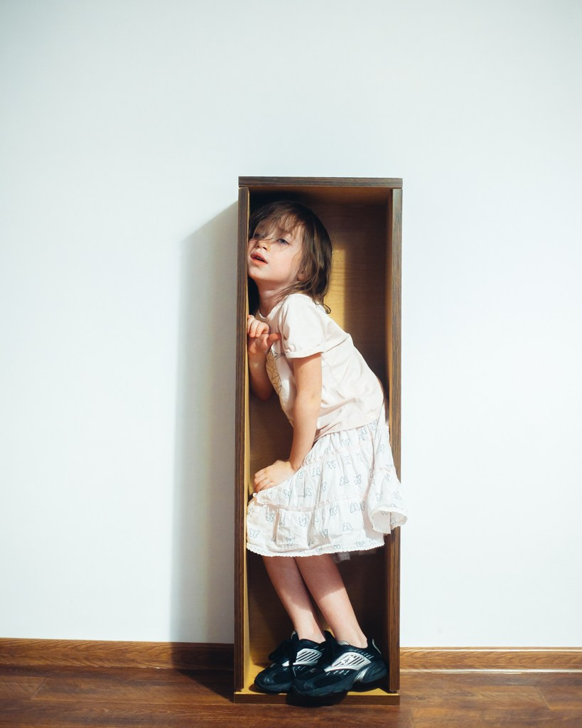 Дочка в студии. Фотограф Денис Денисов