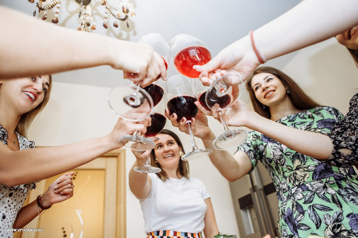 Девичник на даче или загородном доме