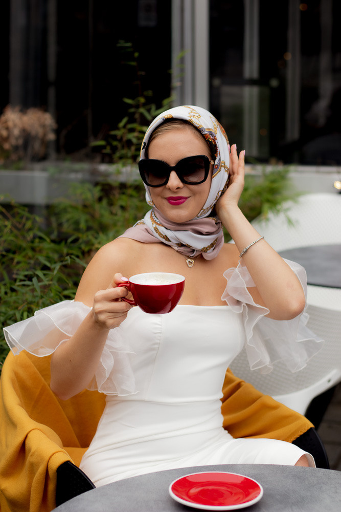 City walk with Yana. Family, Children and Business photographer in Belgium