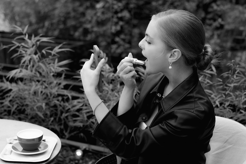 WOMAN PORTRAIT. Family, Children and Business photographer in Belgium