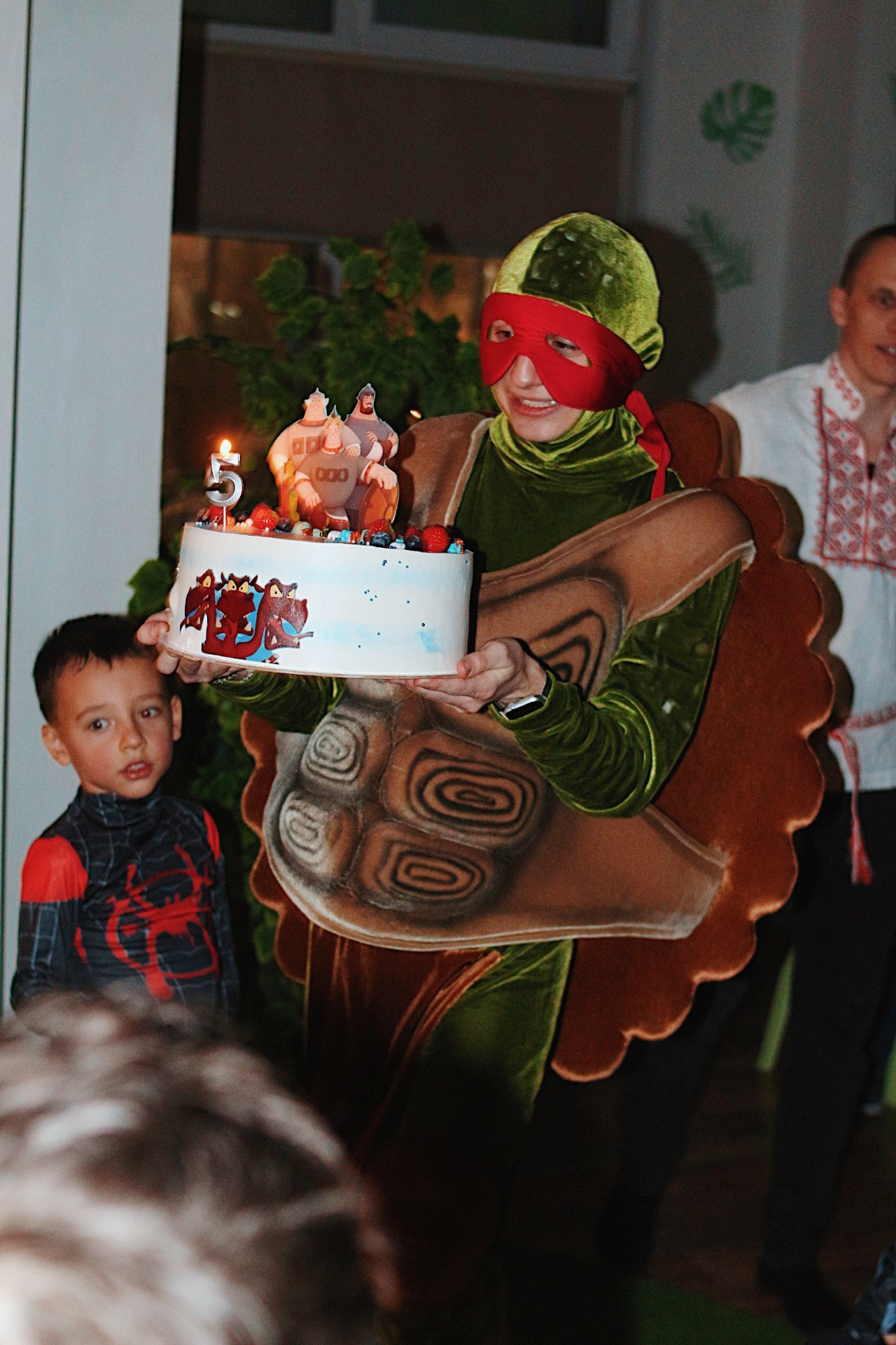 Егор 5 лет. Фотограф Пирумян Анна. г. Сургут, г. Воронеж