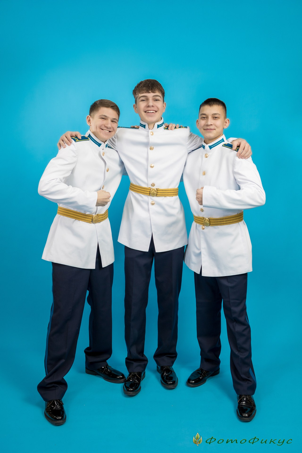 Выпускные альбомы. Кадеты. Фотофикус.