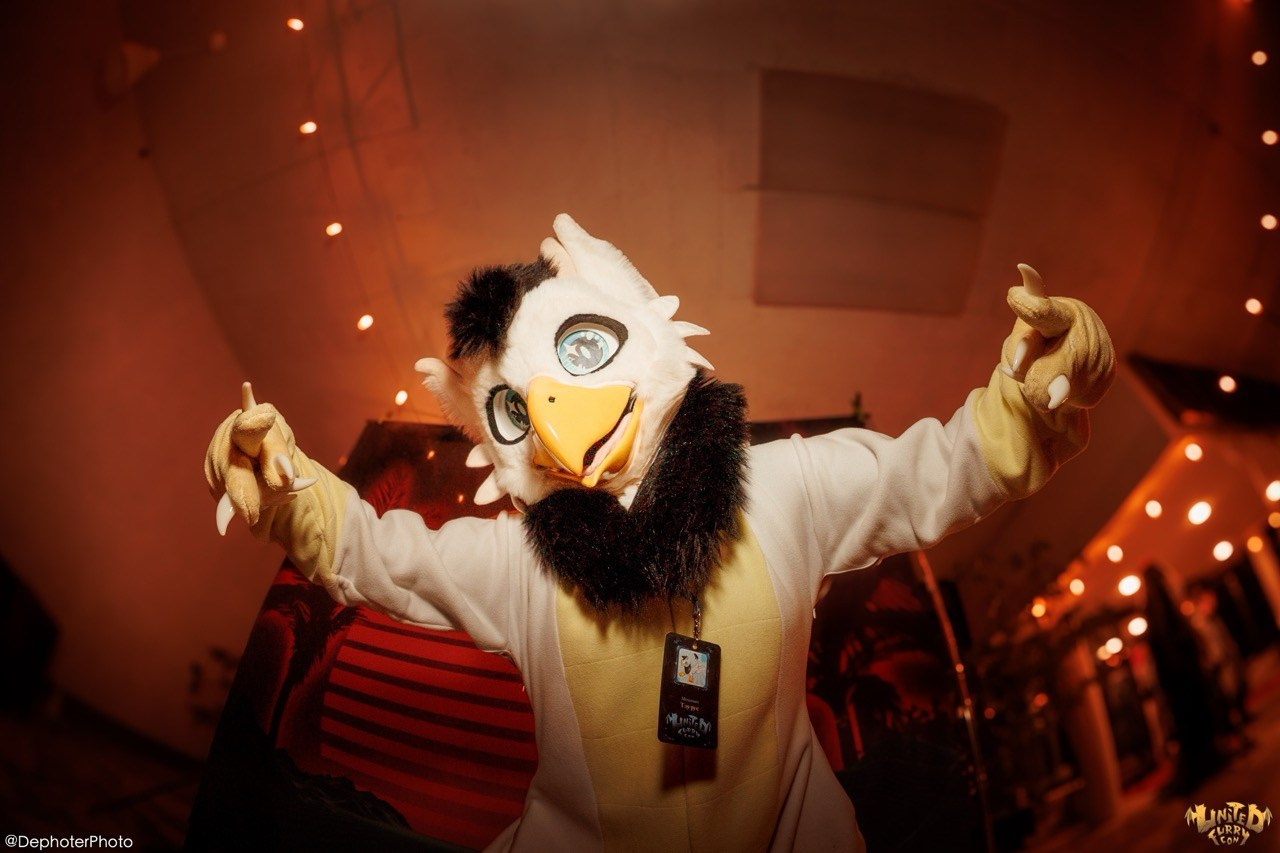 United Furry Convention 2026. Различные мероприятия и просто фотографии людей