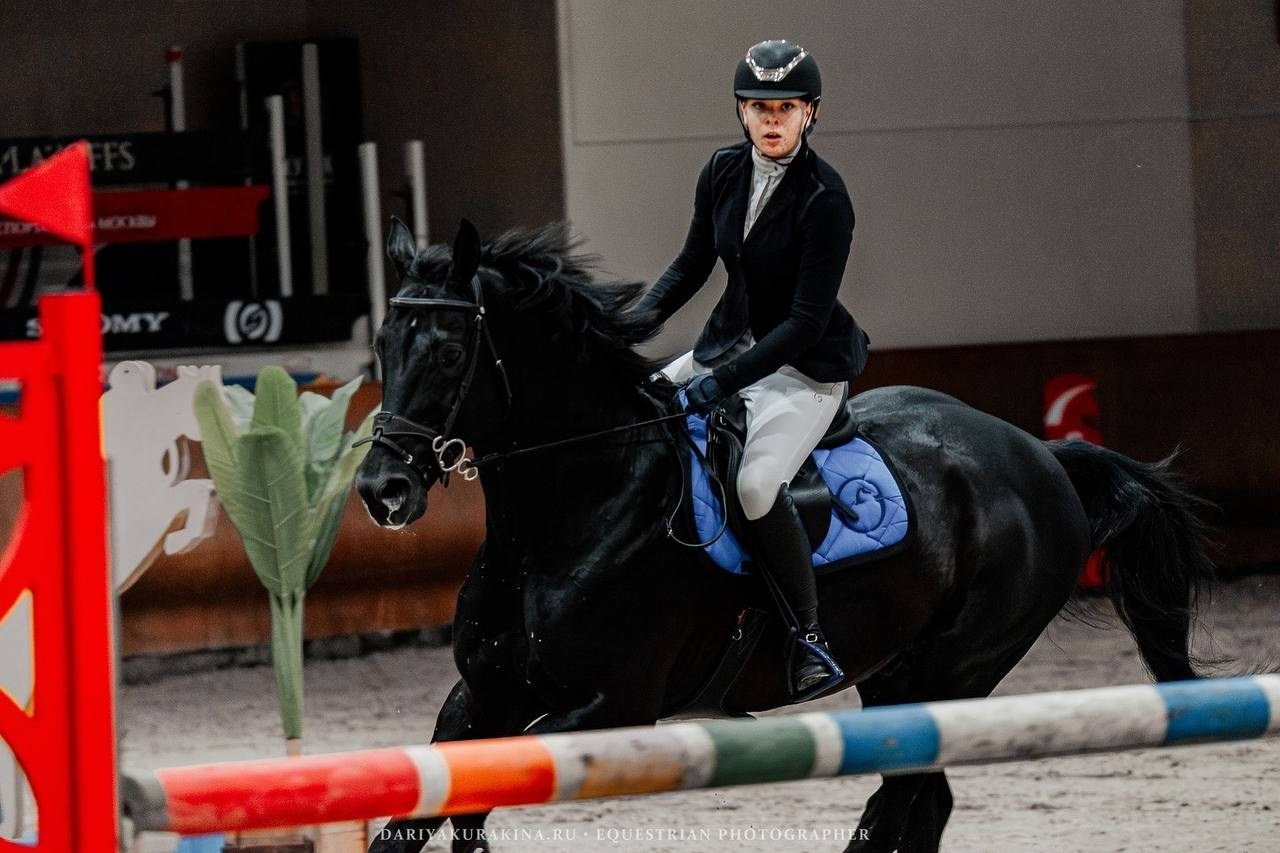 ВСЕРОССИЙСКИЕ СОРЕВНОВАНИЯ ПО КОННОМУ СПОРТУ «КОНКУРНЫЙ БУМ». Куракина Дарья • Конный фотограф