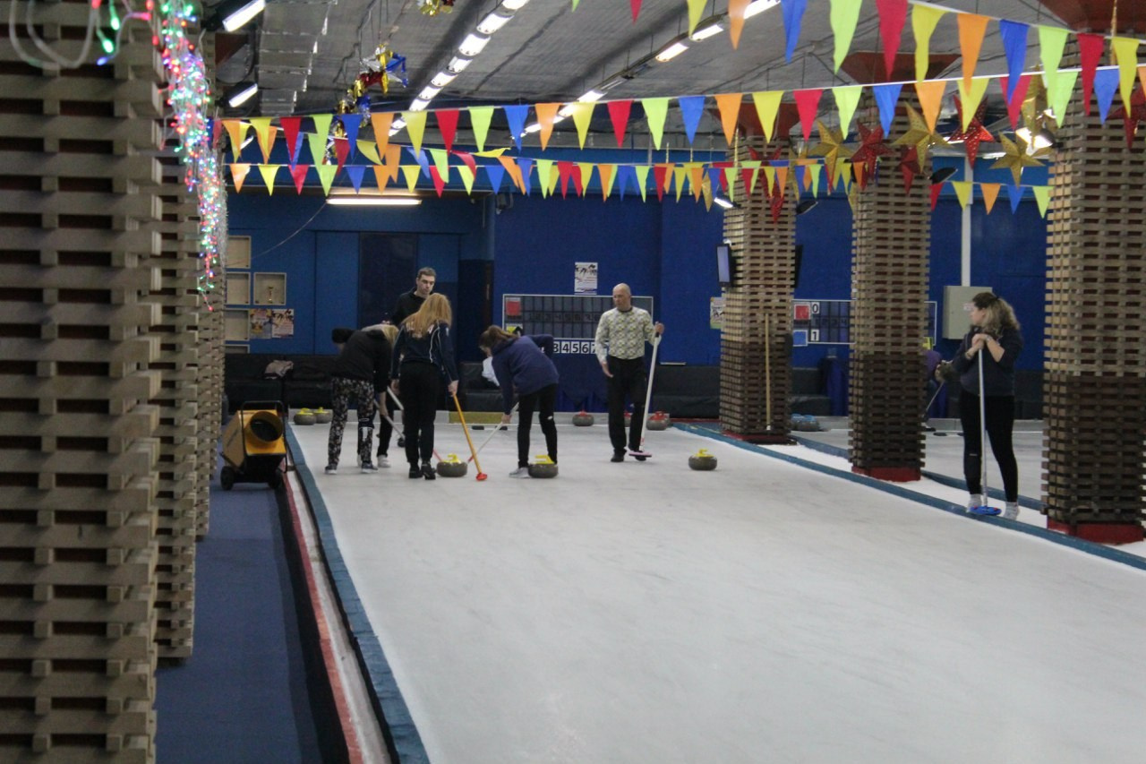 Кёрлинг | 10.04.2016. Галерея Фантим