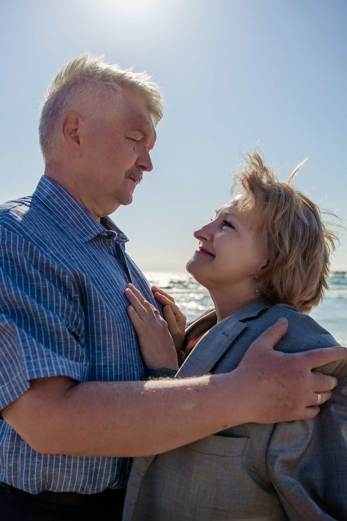 Сергей и Ирина — в объятиях волн. Семейный фотограф Новороссийск, Анапа, Геленджик — Юлия Давыдова