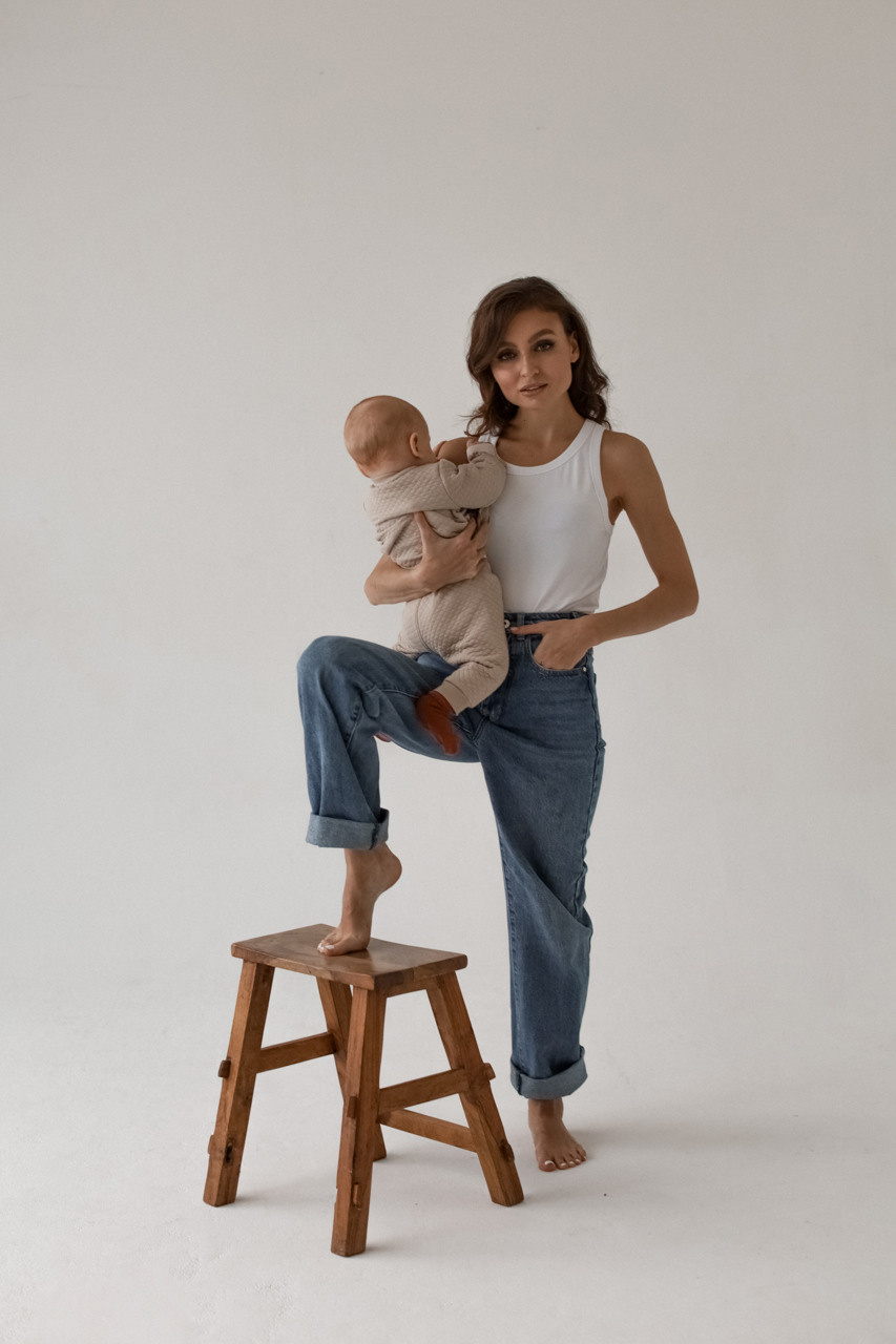 Фотосессия материнства. Студийная и домашняя съемка с детьми. Семейный и фотограф новорожденных в Санкт-Петербурге Ольга Руденко