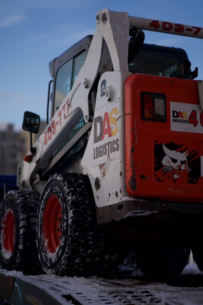 Услуги спецтехники. Das House