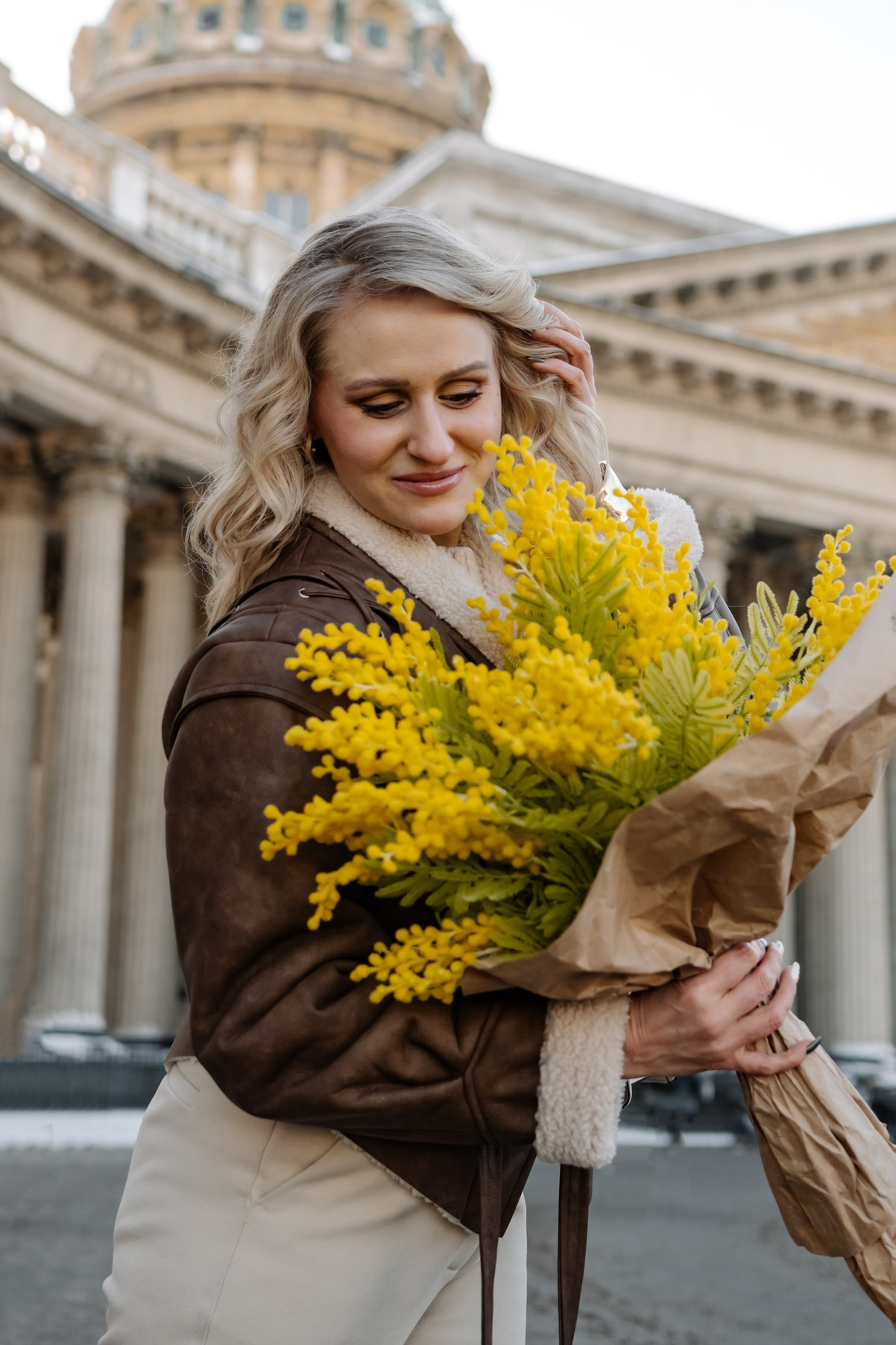 Весна. Прогулка с цветами. Свадебный и семейный фотограф в Санкт-Петербурге Елена Худякова