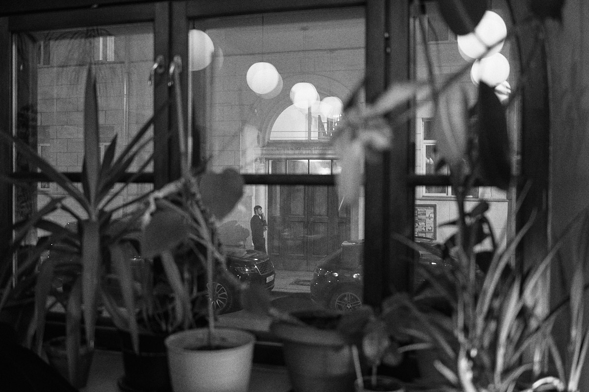 Поющие Камни в MMOMA Cafe. Иван Кобяков