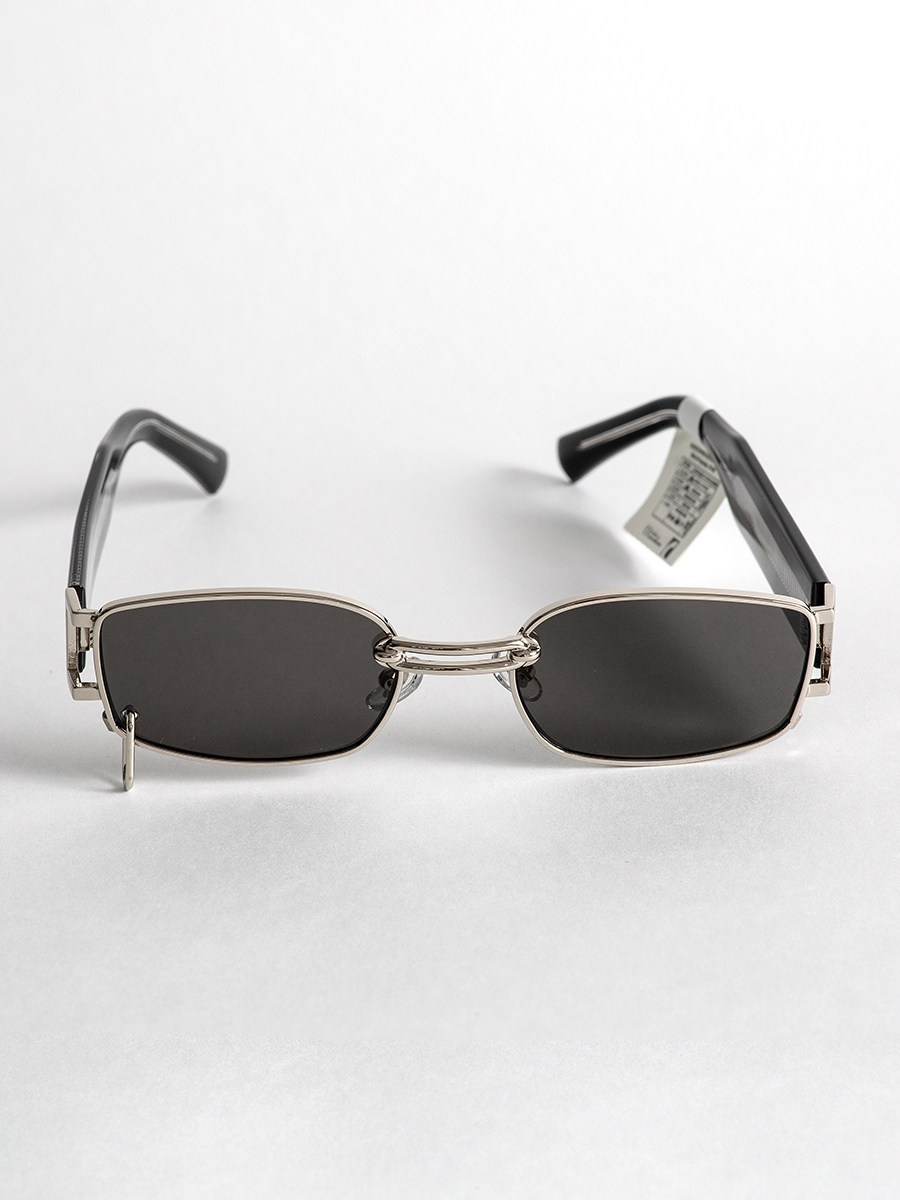 Съемка солнцезащитных очков. Фотограф в Санкт-Петербурге