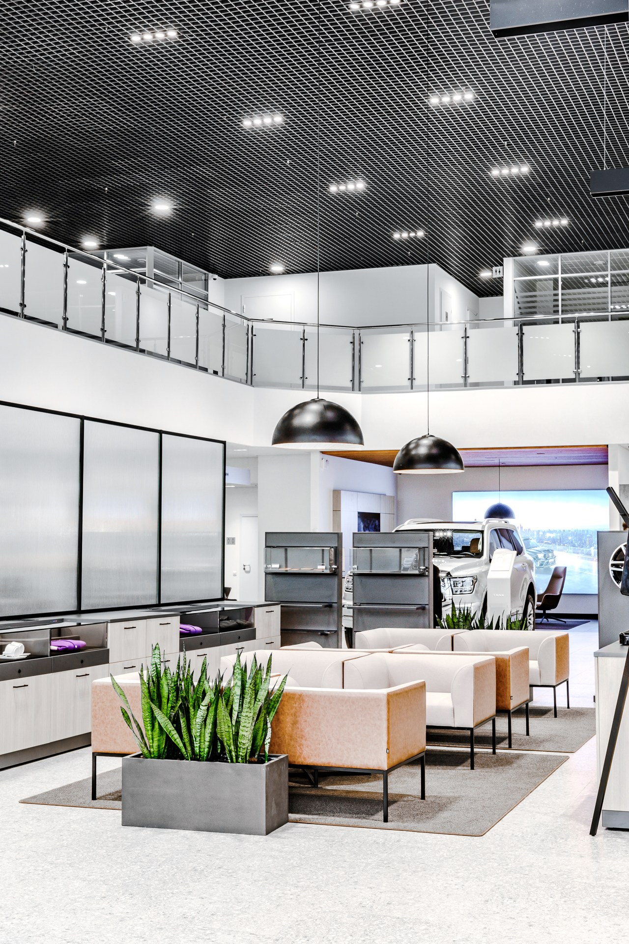 Диллерский центр ТАНК. Night2Day Санкт-Петербург