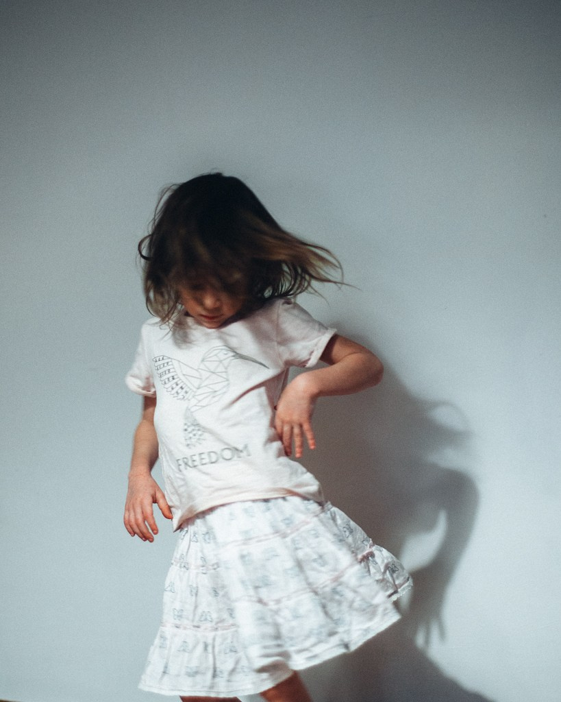 Дочка в студии. Фотограф Денис Денисов