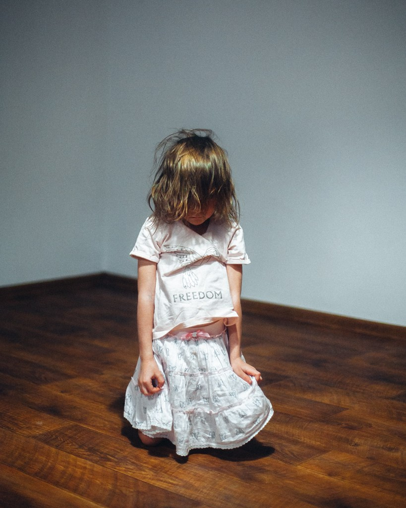 Дочка в студии. Фотограф Денис Денисов