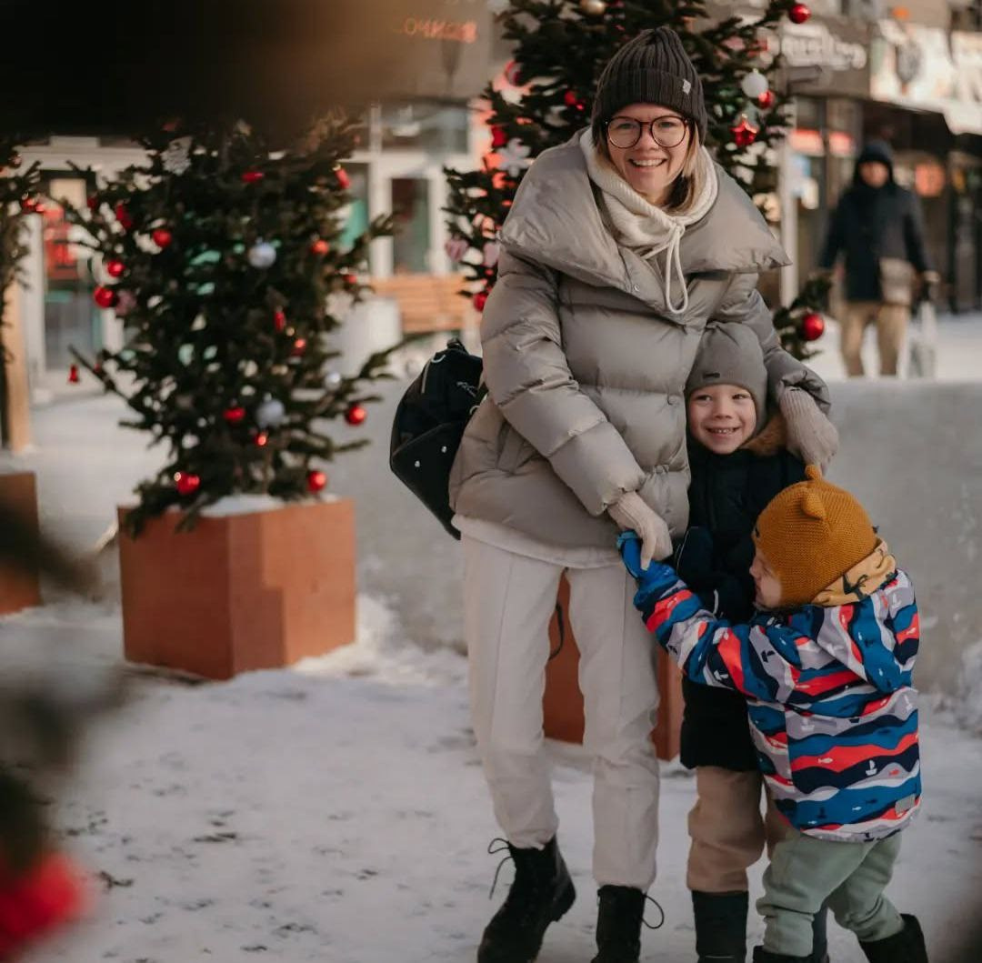 Прогулочные семейные съемки. Семейный фотограф в Новосибирске Юрк Виктория