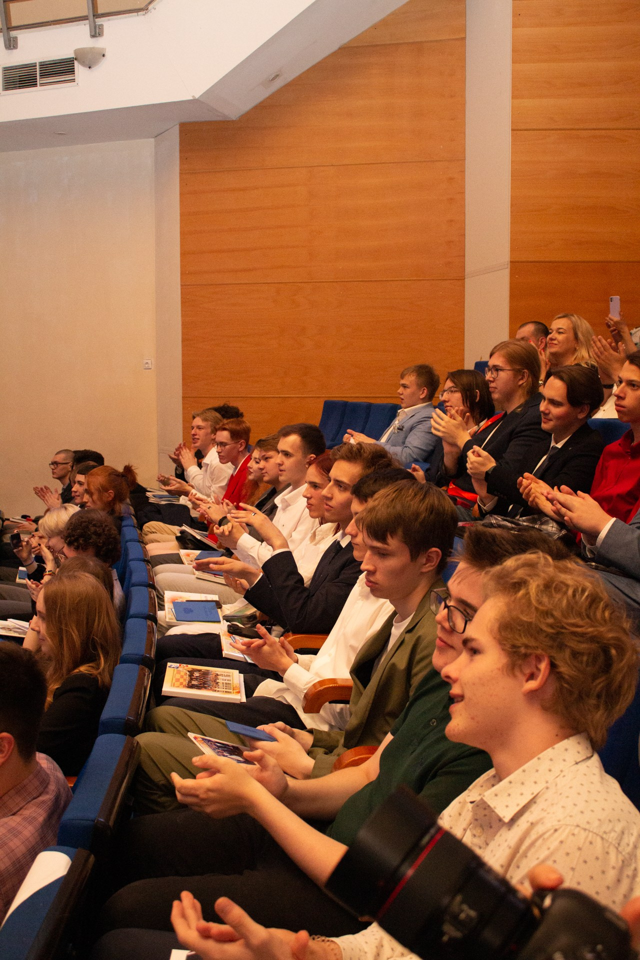 Репортаж — Выпускной