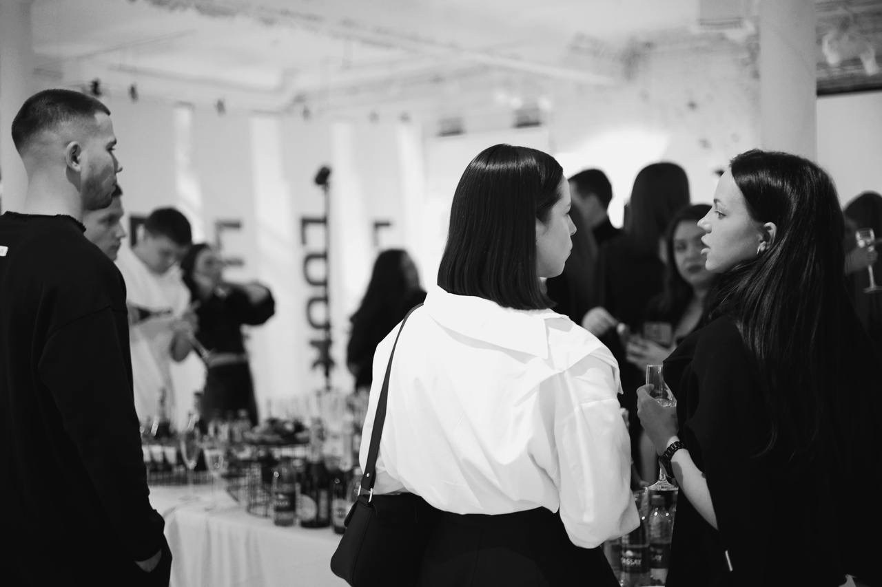 LUUK BAZE. Your lerris