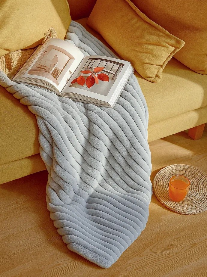 НЕЙРОФОТОСЕССИИ. CONTENT MAKING — агентство № 1 в предметной съемке для маркетплейсов