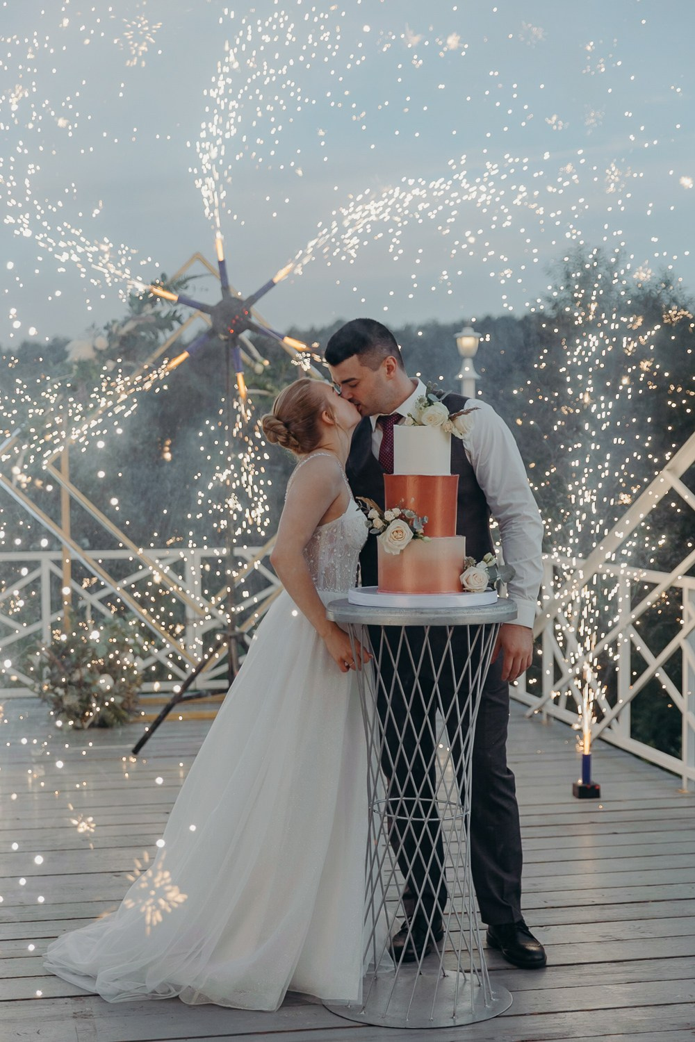 Фотограф Присяжный. Подрядчики и друзья сети свадебных площадок House for wedding