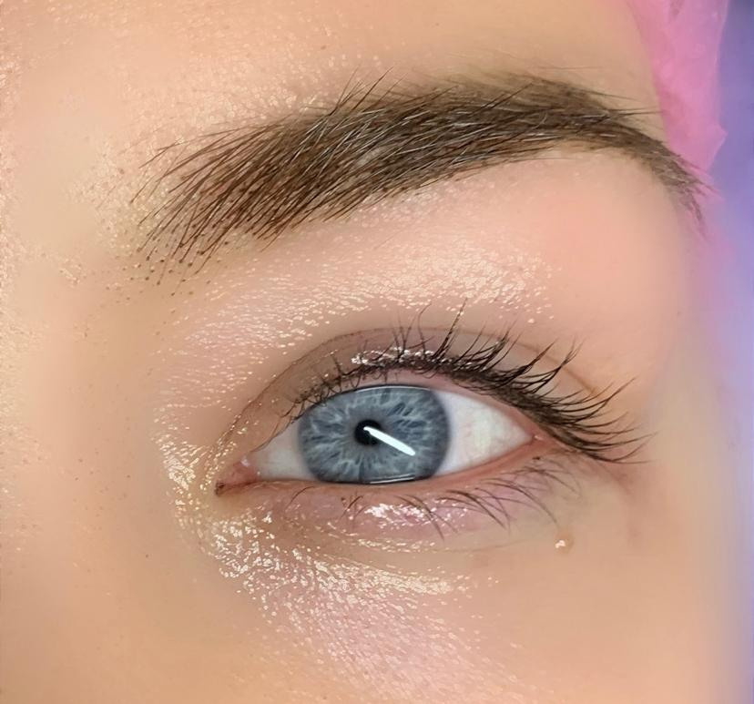 Межресничка. Бровист и Визажист