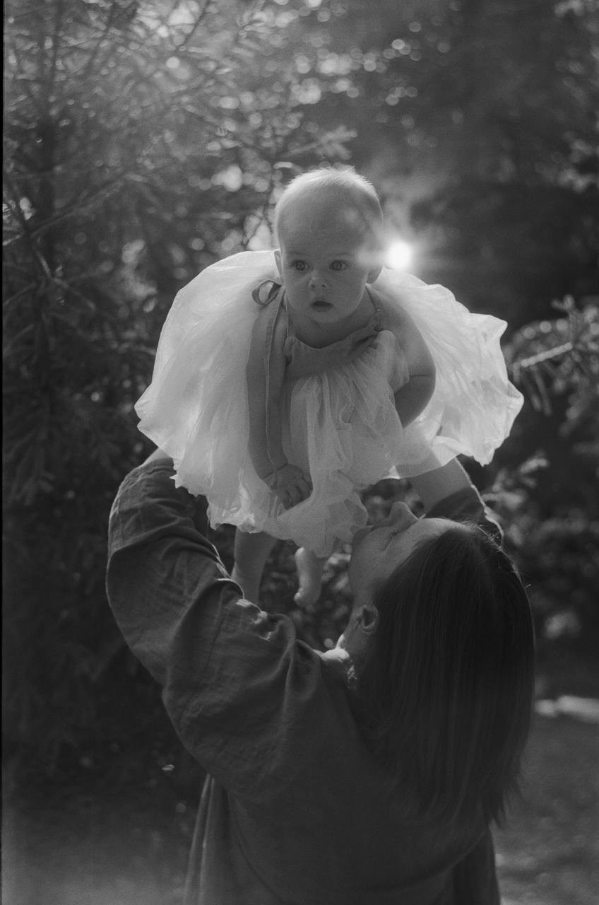 Истории на природе. Настя Оленченко, портретный/семейный фотограф на цифру и плёнку Москва