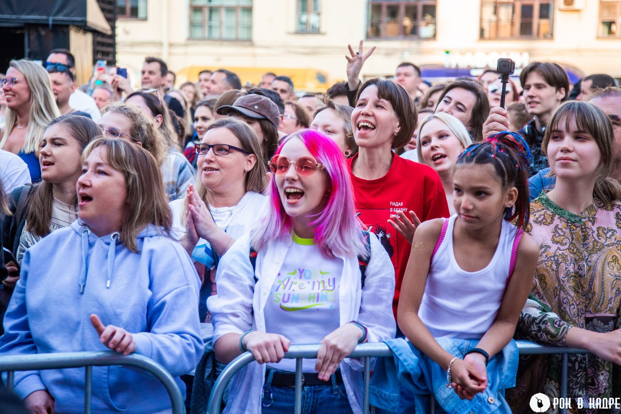 Мураками. «Двор Гостинки». 13.07.2023. Фотограф Тая Валюженич