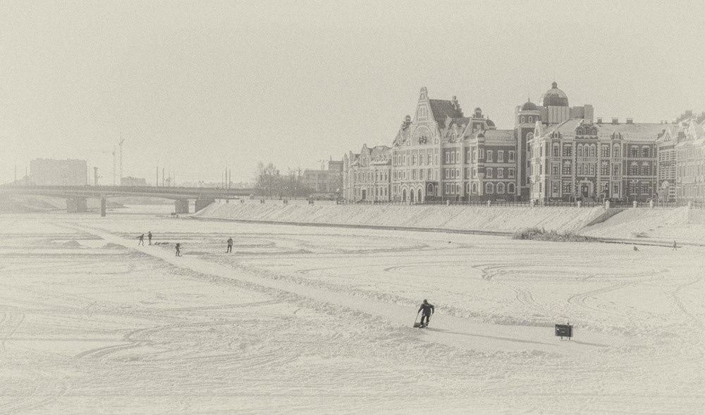 Река Кокшага зимой. Каток на реке Кокшага.