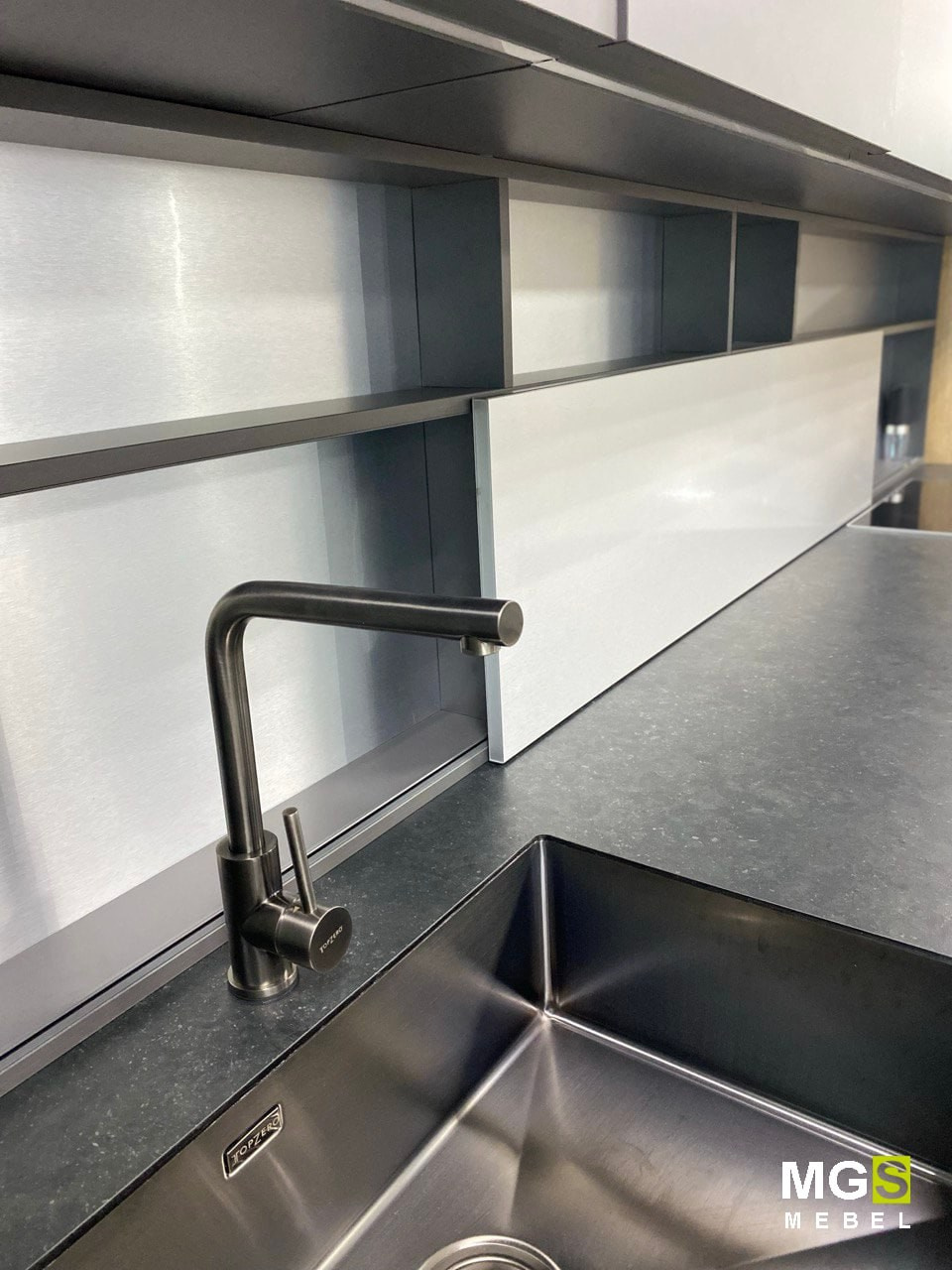 Рабочая поверхность кухни