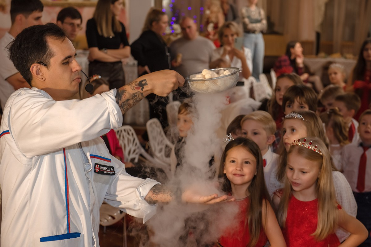 Выпускной в детской школе моделей HAPPYkids 2024. Семейный и коммерческий фотограф в Сочи Александр Бодунов
